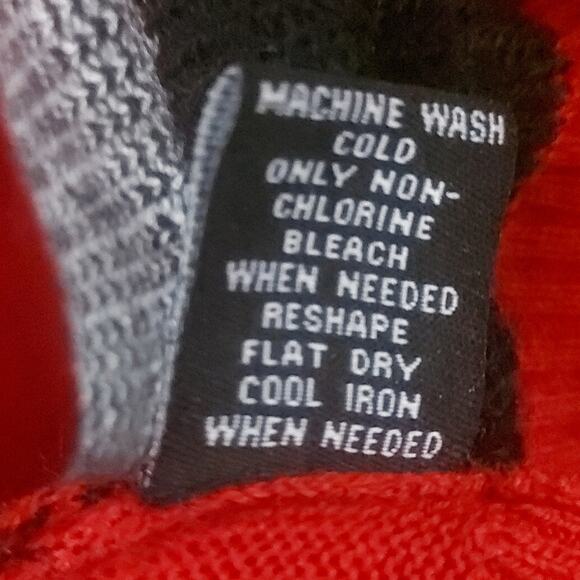 Carbon Christmas Santa Striped Red/Tan Sweater M Holiday Ugly Winter Party Cozy - Picture 10 of 10